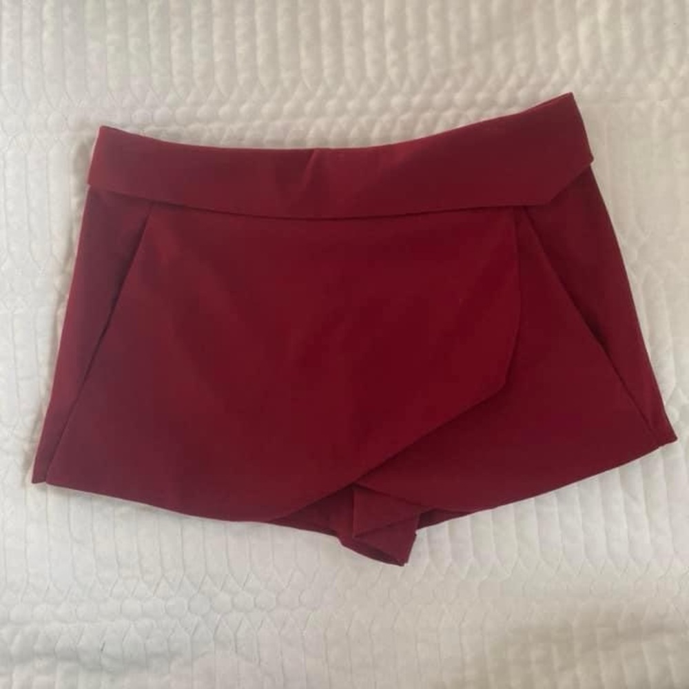 Forever 21 Red skirt- very nicely made